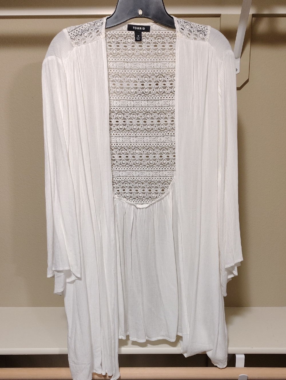 torrid White Lace-Back Open Kimono Tunic